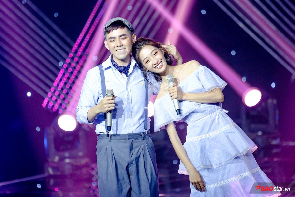 The Voice 2019: Được Hồ Hoài Anh 'tuyển thẳng', Juky San - Công Luận hát đôi ngọt ngào như tình nhân Ảnh 3