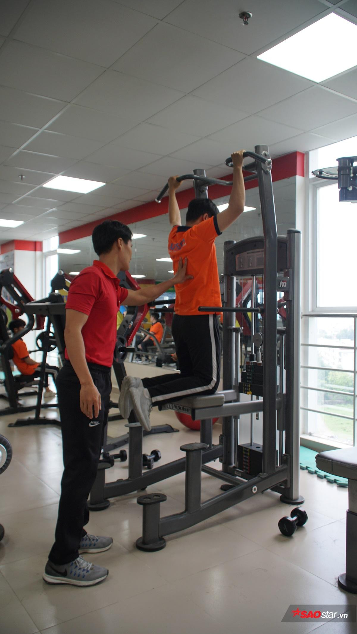 Đã mắt chiêm ngưỡng phòng GYM hiện đại và đẳng cấp của sinh viên Đại học HUTECH Ảnh 23