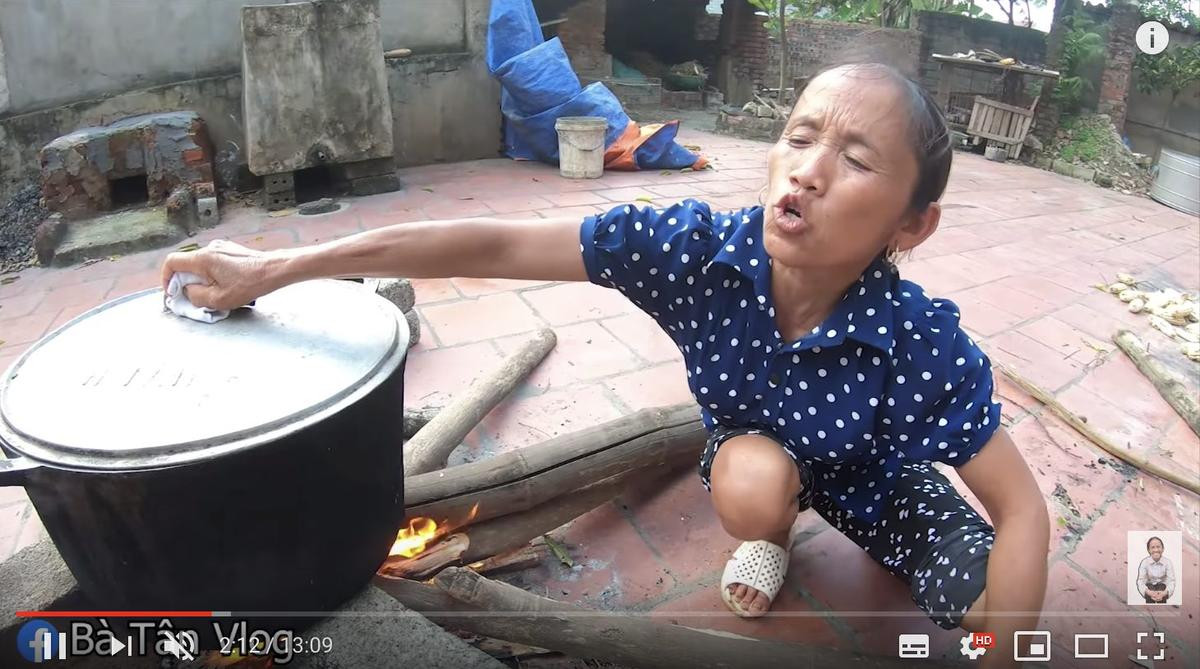 Việt Nam nói là làm: Bà Tân Vlog nấu nguyên một nồi lẩu Thái siêu cay khổng lồ mừng chiến thắng đội tuyển Ảnh 4