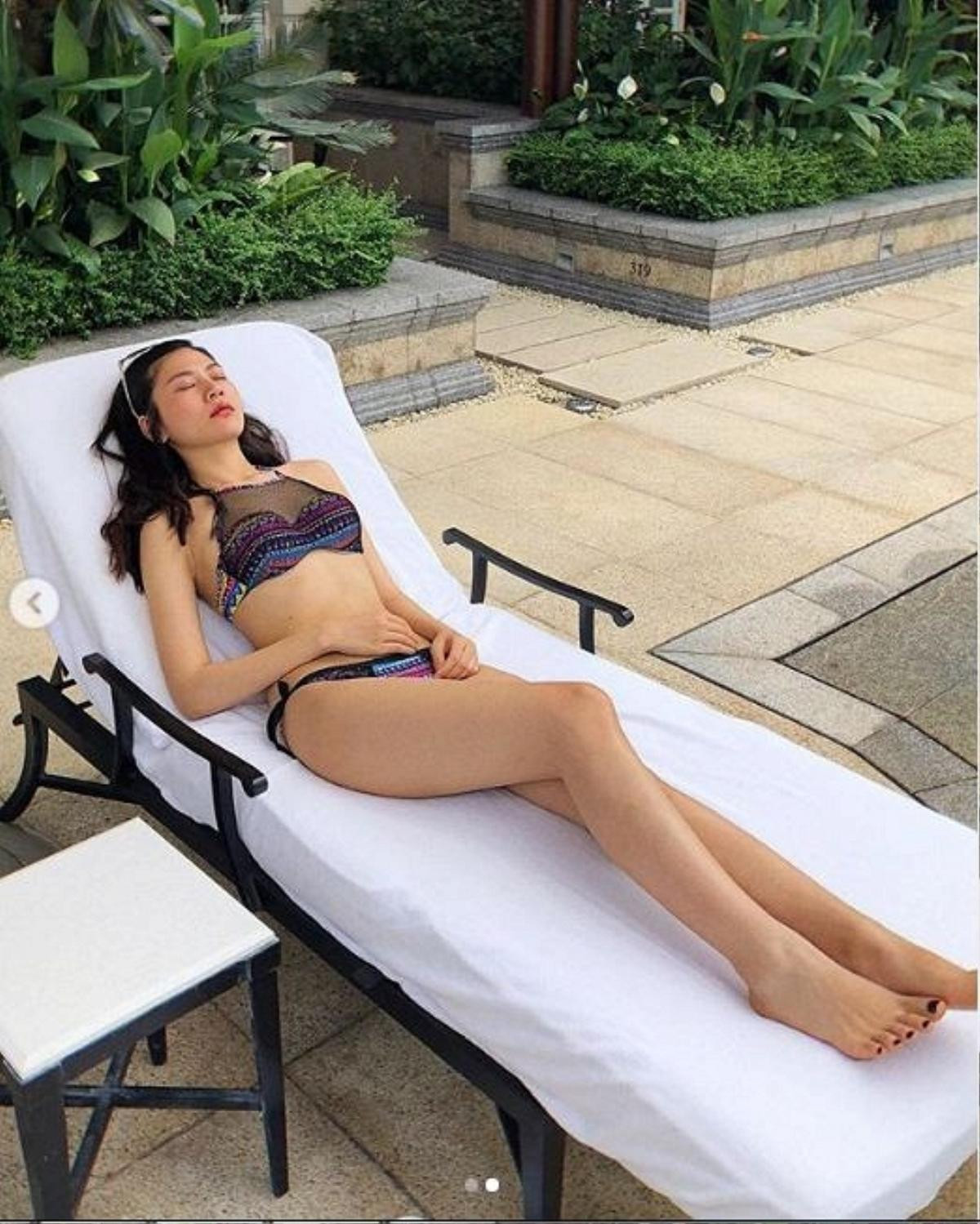 Mặc bikini khoe dáng, fan xót xa khi thấy vết này trên người Chúng Huyền Thanh Ảnh 5