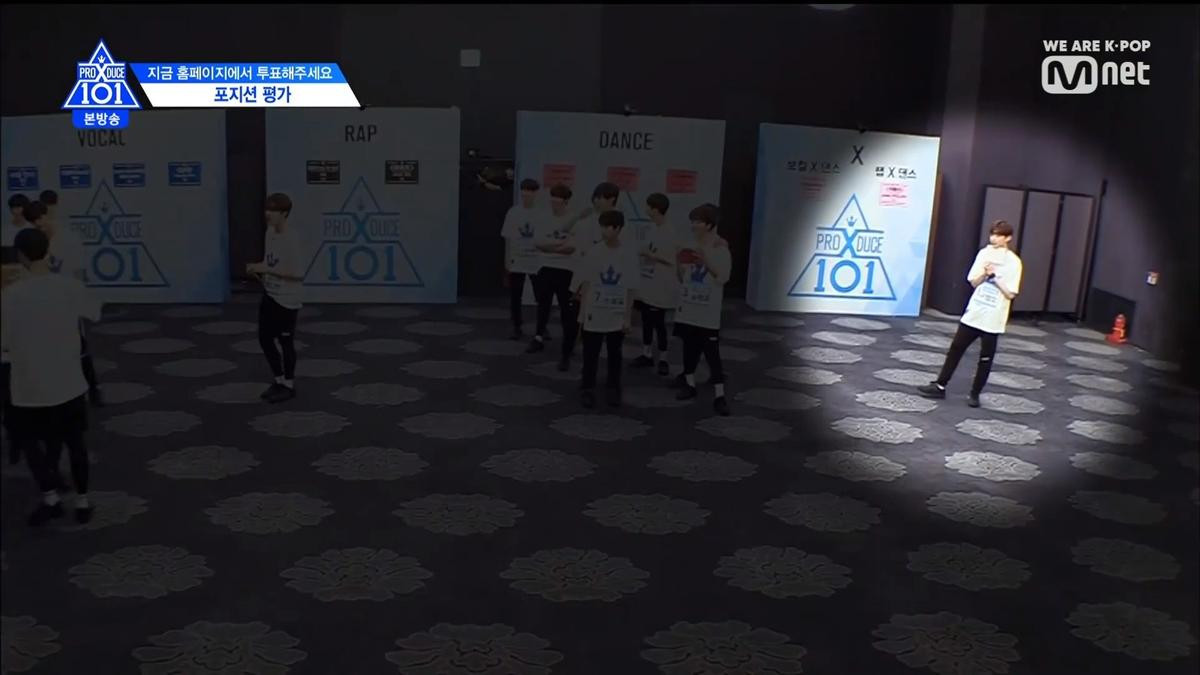 Tập 6 'PRODUCE X 101': Nổi da gà khi nghe Kim Yohan, Cha Junho, Seungwoo hát ballad siêu da diết Ảnh 31