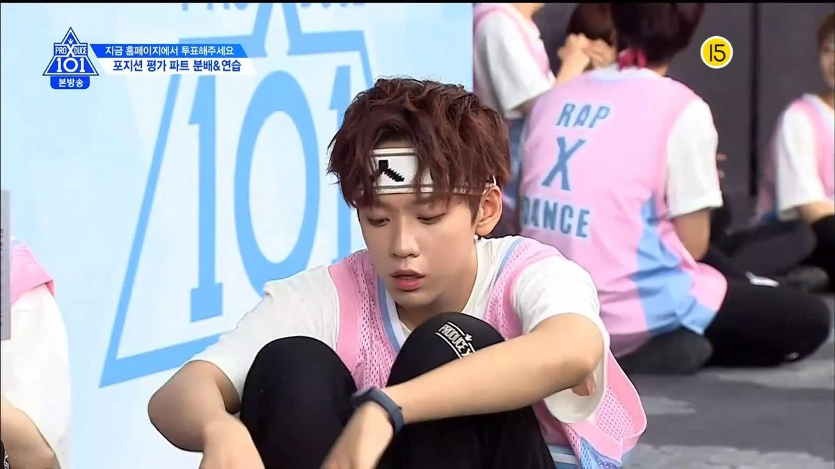 Tập 6 'PRODUCE X 101': Nổi da gà khi nghe Kim Yohan, Cha Junho, Seungwoo hát ballad siêu da diết Ảnh 78