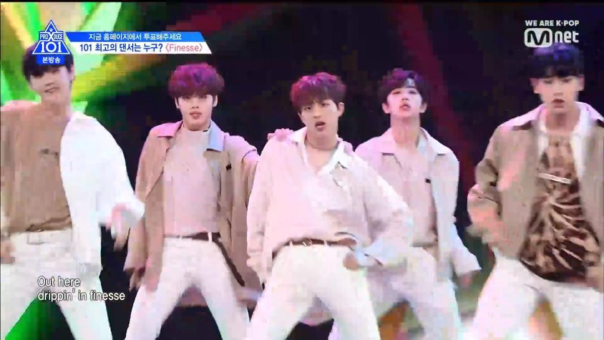 Tập 6 'PRODUCE X 101': Nổi da gà khi nghe Kim Yohan, Cha Junho, Seungwoo hát ballad siêu da diết Ảnh 189