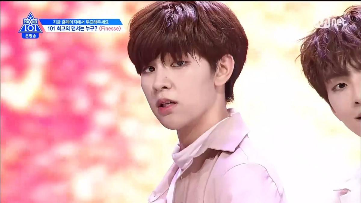 Tập 6 'PRODUCE X 101': Nổi da gà khi nghe Kim Yohan, Cha Junho, Seungwoo hát ballad siêu da diết Ảnh 194