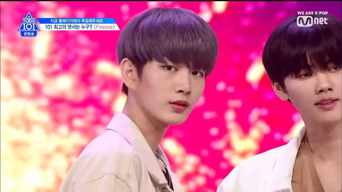 Tập 6 'PRODUCE X 101': Nổi da gà khi nghe Kim Yohan, Cha Junho, Seungwoo hát ballad siêu da diết Ảnh 195