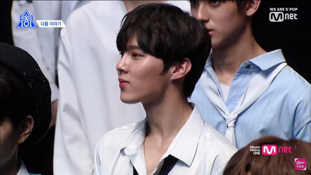 Thực tập sinh 'Produce X 101' trong BXH tìm kiếm: Kim Woo Seok như một vị thần dù không biểu diễn Ảnh 11