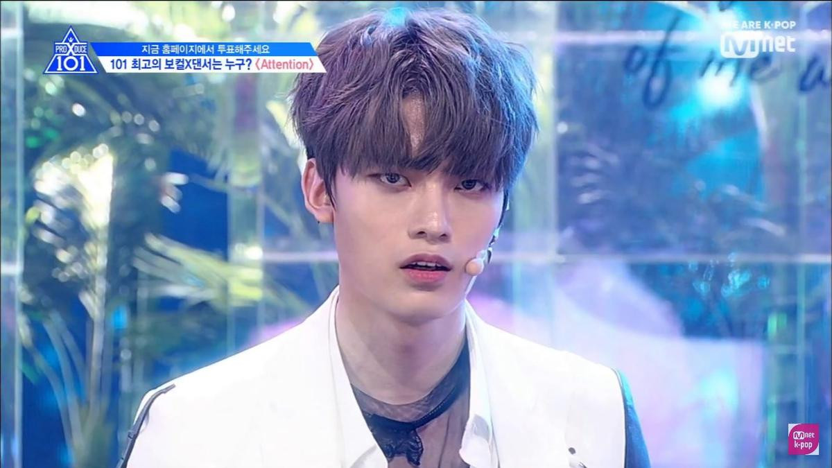 Ca khúc 'Attention' của Charlie Puth đại náo sân khấu 'Produce X 101': Goo Jung Mo bừng sáng Ảnh 7