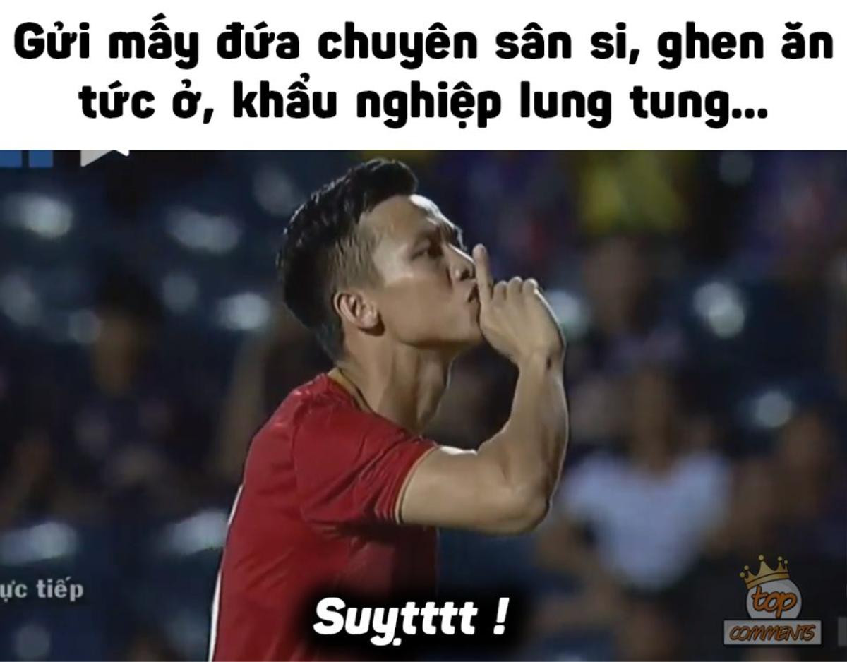 Công Phượng và Quế Ngọc Hải trở thành tâm điểm 'chế ảnh' sau trận chung kết Việt Nam - Curacao Ảnh 9