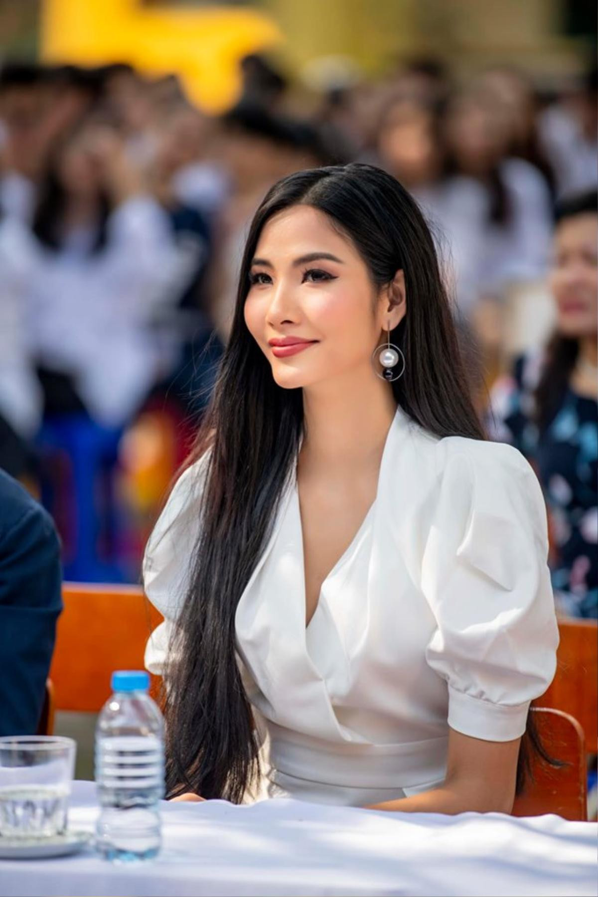 Hoàng Thùy khoe dự án đặc biệt ý nghĩa mang đến Miss Universe 2019: Trao quyền cho phụ nữ Ảnh 4