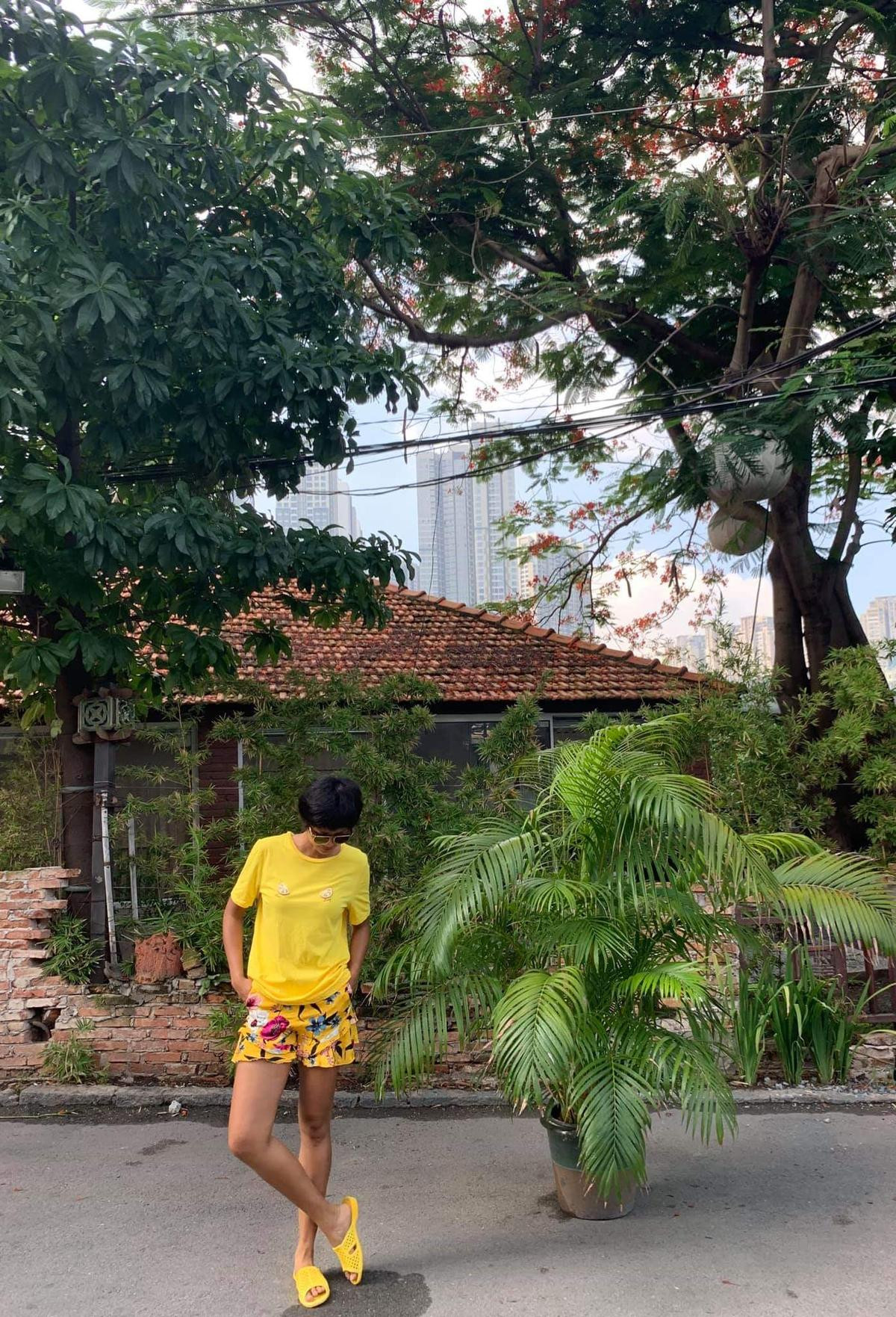 H'Hen Niê chơi màu cực cao tay: Không phải mặt trời nhưng lúc nào cũng phải chói chang! Ảnh 6