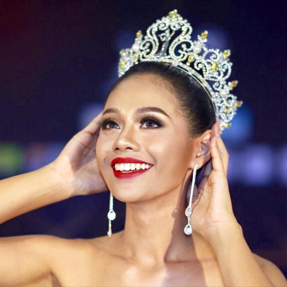 Bất ngờ trước nhan sắc thay đổi như 'phẫu thuật thẩm mỹ' của thí sinh Miss Universe Thailand 2019 Ảnh 4