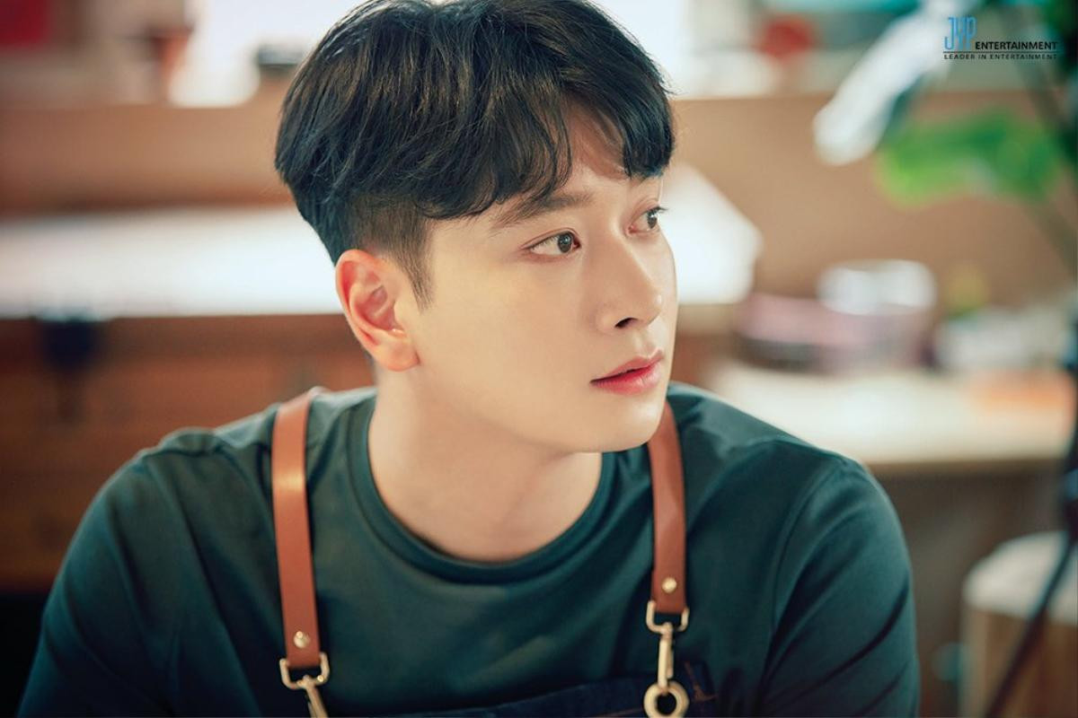 Các thành viên 2PM tiễn sao 'Thư ký Kim' Chansung nhập ngũ, gửi những lời nhắn vô cùng đáng yêu Ảnh 1