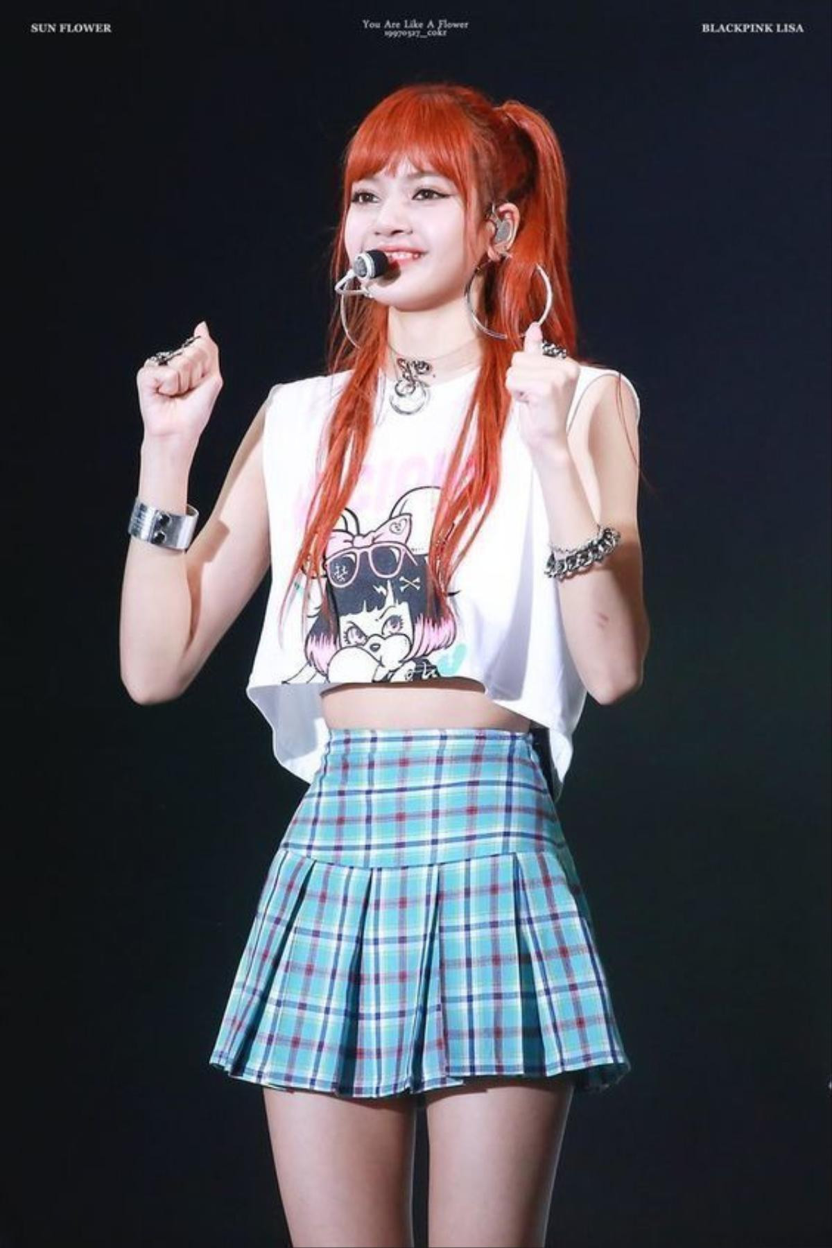 Mỗi lần mặc croptop Lisa (BlackPink) đều gây bão với vòng eo bé tí đến khó tin Ảnh 3