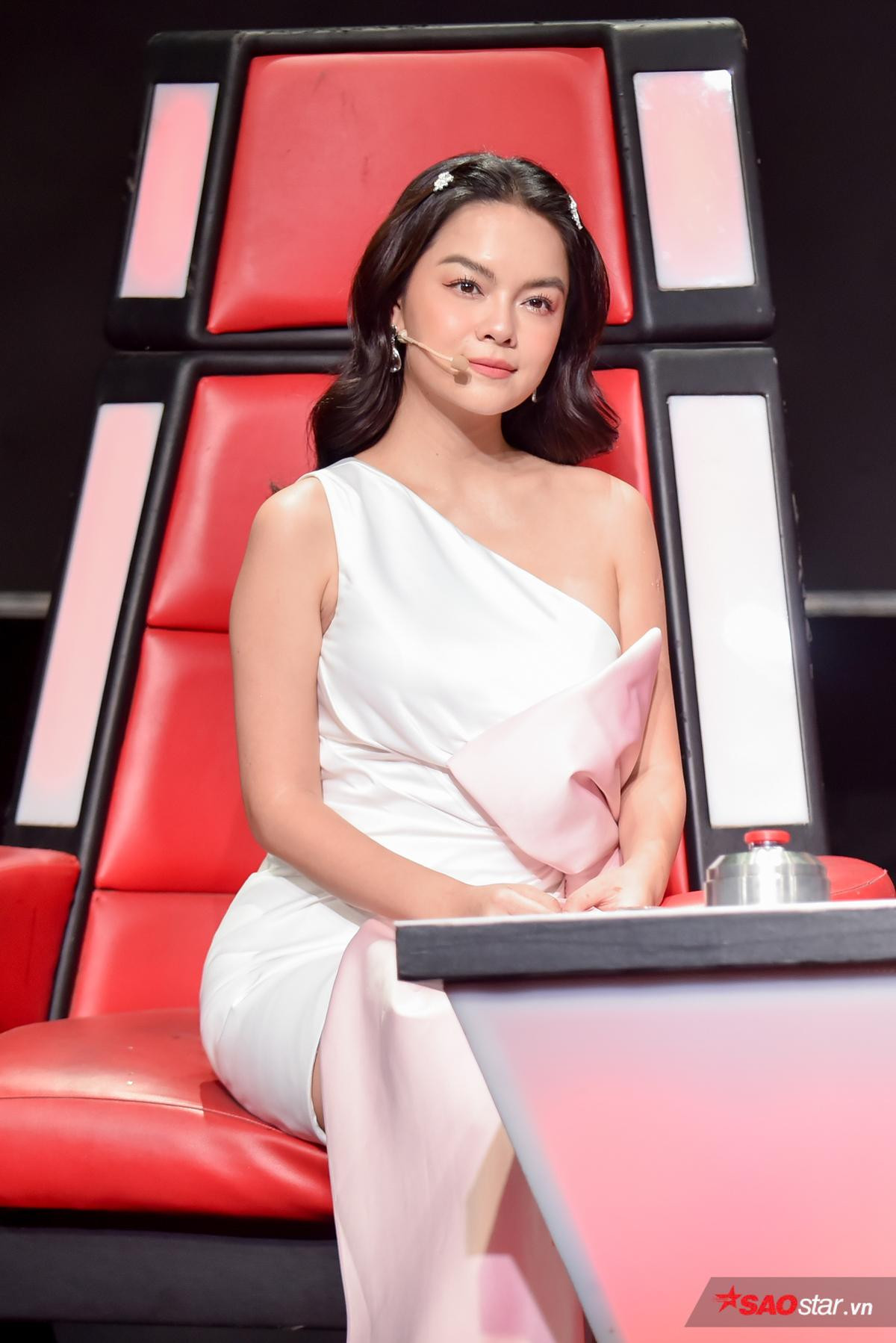 Phạm Quỳnh Anh - HLV The Voice Kids 2019 và sự trở lại đầy quyền lực sau hơn 20 năm hoạt động trong ngành giải trí Ảnh 2