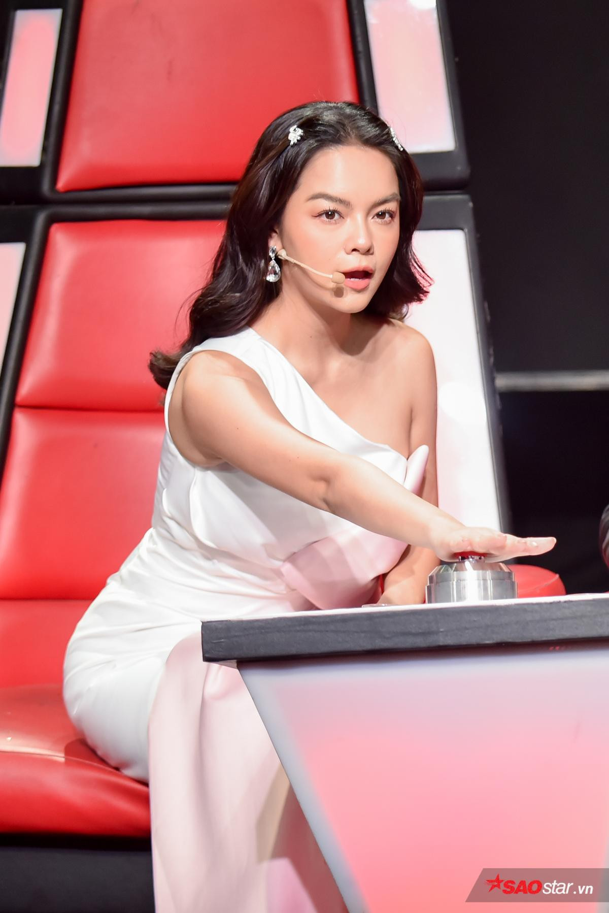 Phạm Quỳnh Anh - HLV The Voice Kids 2019 và sự trở lại đầy quyền lực sau hơn 20 năm hoạt động trong ngành giải trí Ảnh 4