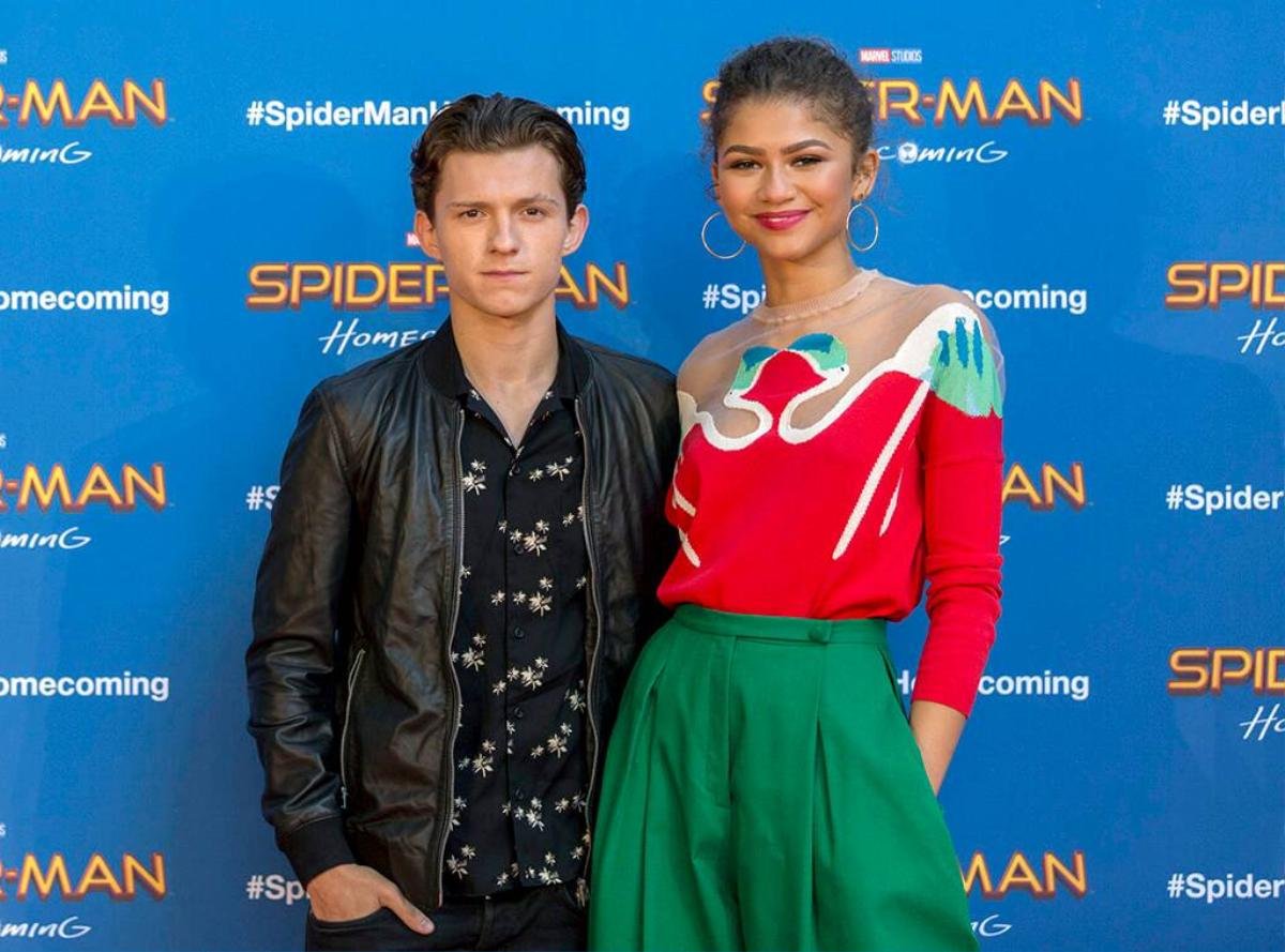 'Thánh spoiler' Tom Holland đã tiết lộ trước kết cục của 'Avengers: Endgame' với bạn diễn 'Spider-Man: Far From Home' Ảnh 2