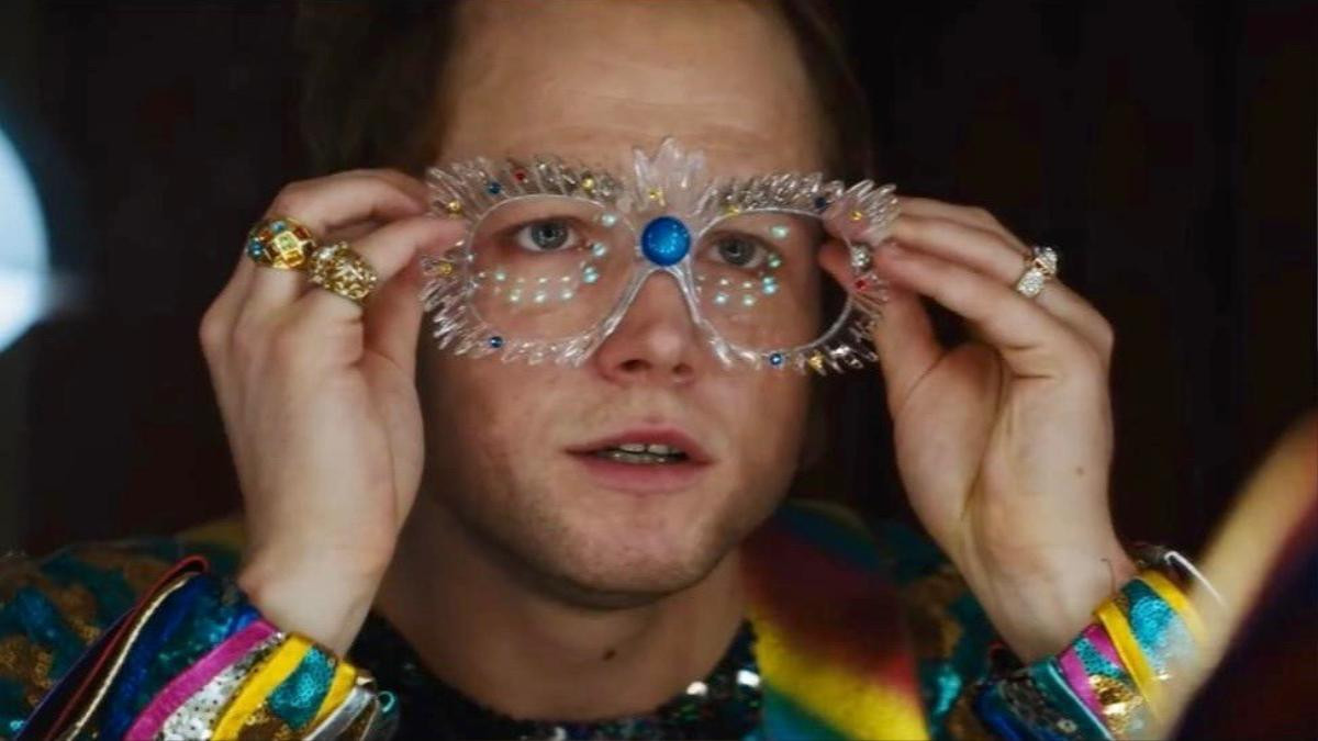 'Rocketman': Rực rỡ và đầy drama nhưng lại quá an toàn Ảnh 1