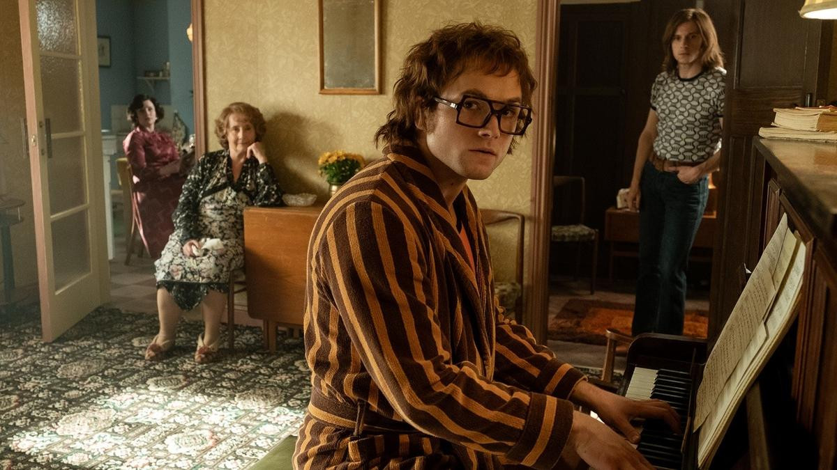 'Rocketman': Rực rỡ và đầy drama nhưng lại quá an toàn Ảnh 6