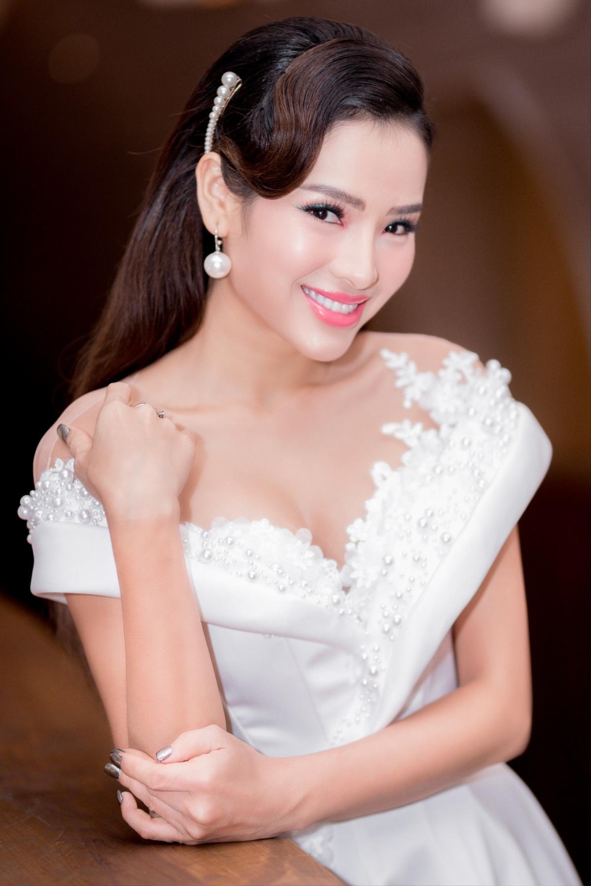 Phương Trinh Jolie: 'Có thời điểm tôi tưởng chừng mình không thể bước tiếp được với nghề' Ảnh 6