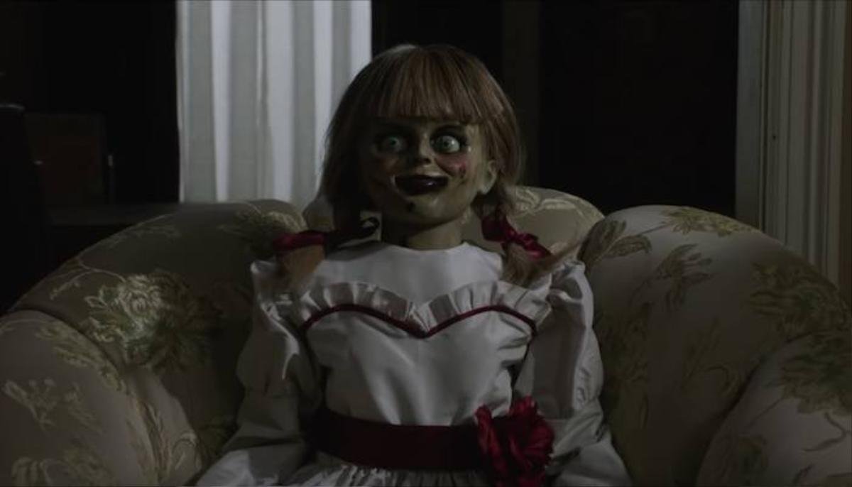 Nhận xét về 'Annabelle Comes Home': Rùng rợn, cứu vãn thương hiệu sau phần phim trước bị chê bai Ảnh 6