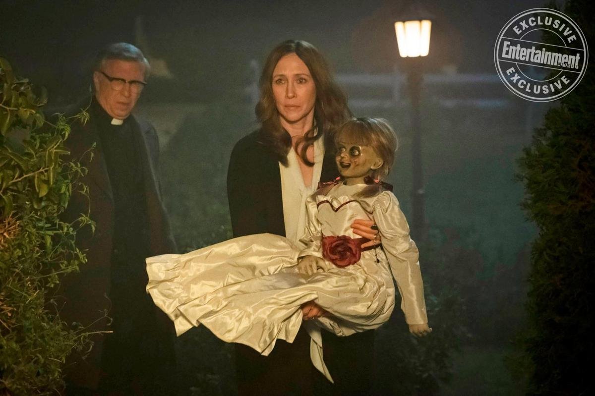 Nhận xét về 'Annabelle Comes Home': Rùng rợn, cứu vãn thương hiệu sau phần phim trước bị chê bai Ảnh 3