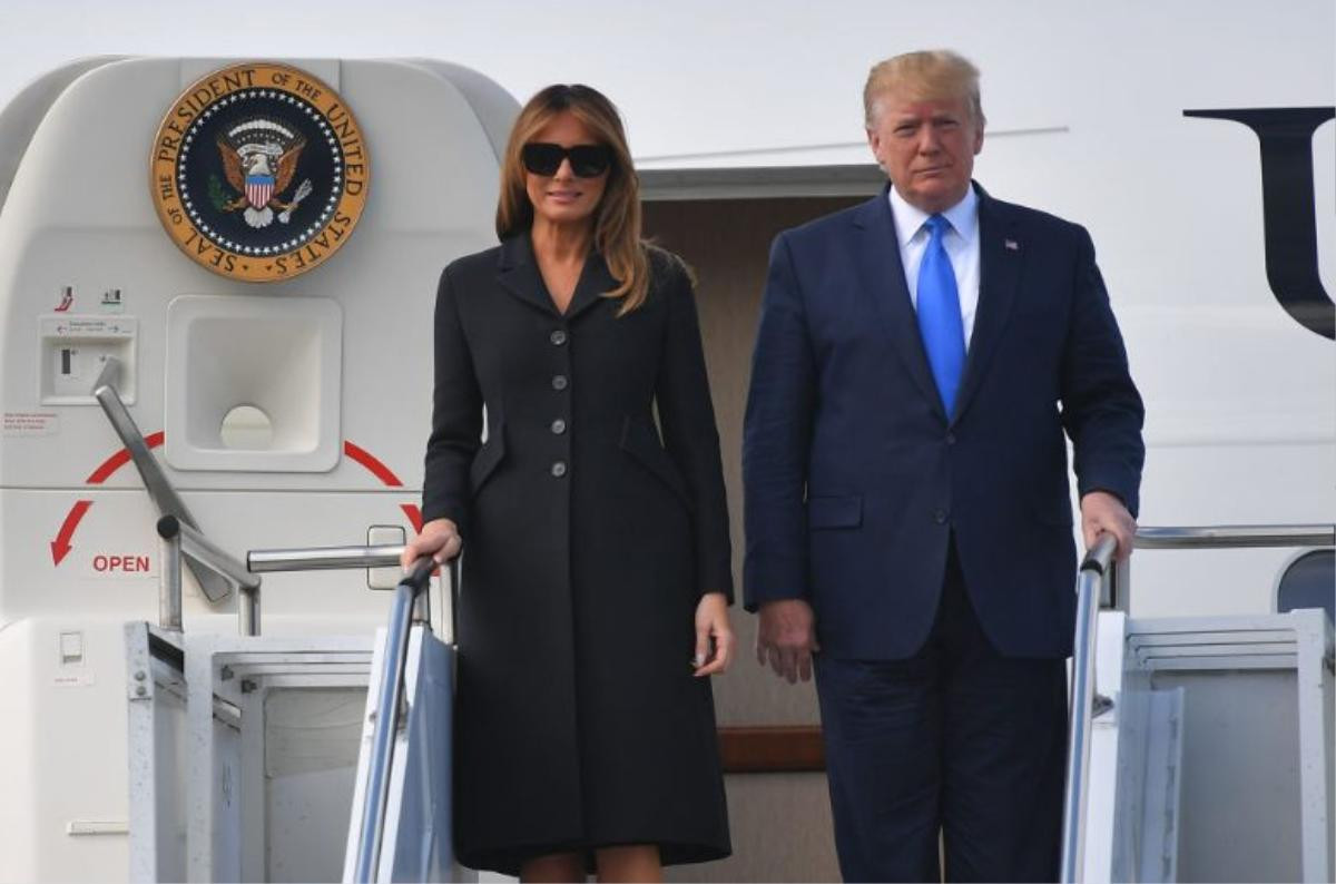 Lý do bà Melania Trump thường đeo kính râm mỗi lần xuất hiện trước công chúng Ảnh 1