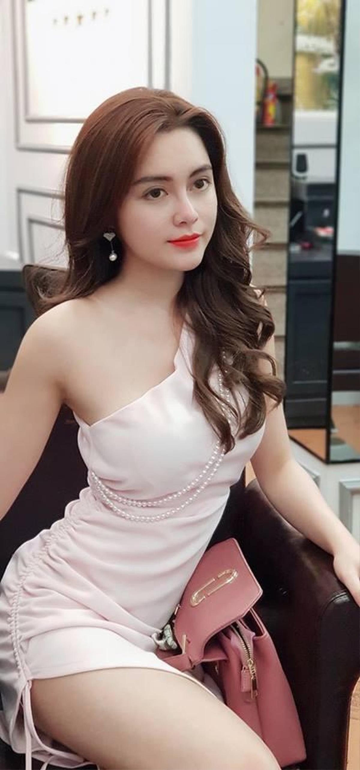 Những 'hotgirl World Cup' bước chân vào showbiz: Người gây sốc vì clip nóng, kẻ lại so sánh mình với Chi Pu Ảnh 14