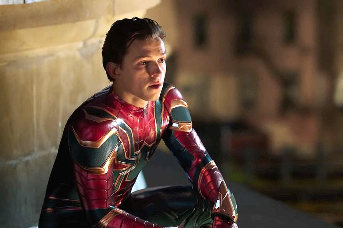 Review siêu sớm phim 'Spider-Man: Far From Home': Vui nhộn, ngốc nghếch và đậm chất mùa hè Ảnh 6