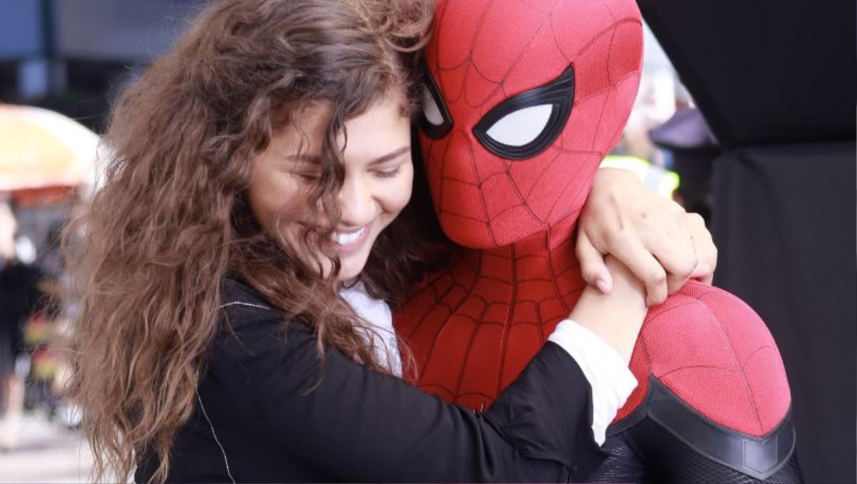 Review siêu sớm phim 'Spider-Man: Far From Home': Vui nhộn, ngốc nghếch và đậm chất mùa hè Ảnh 2