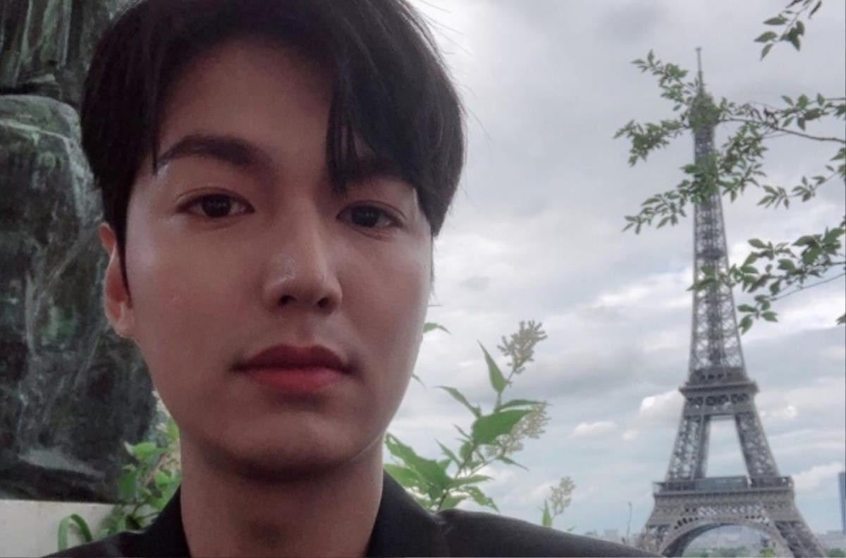 Lee Min Ho đẹp ngời ngời trên Instagram - Seo Kang Joon trông chững chạc khi làm cảnh sát Ảnh 7