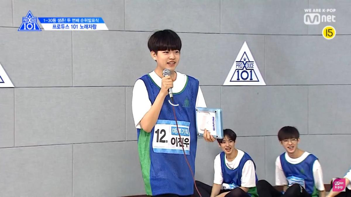 'Produce X 101': Cha Jun Ho cover nhạc phim 'Goblin', Kim Woo Seok - Han Seung Woo gây sốt với bản tình ca huyền thoại Ảnh 10