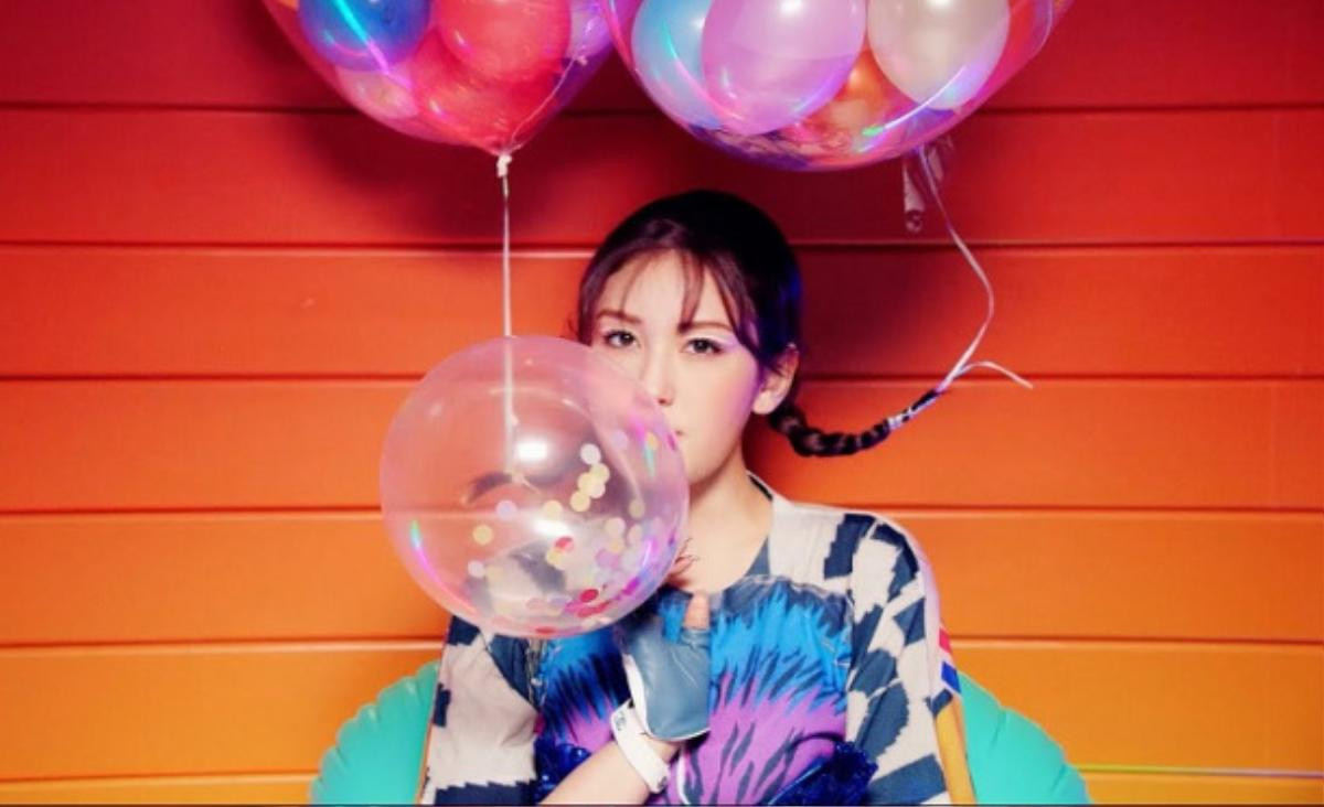 Mặc đồ i chang trong MV mới nhất: Seulgi (Red Velvet) và Jeon Somi ai đẹp hơn ai? Ảnh 6