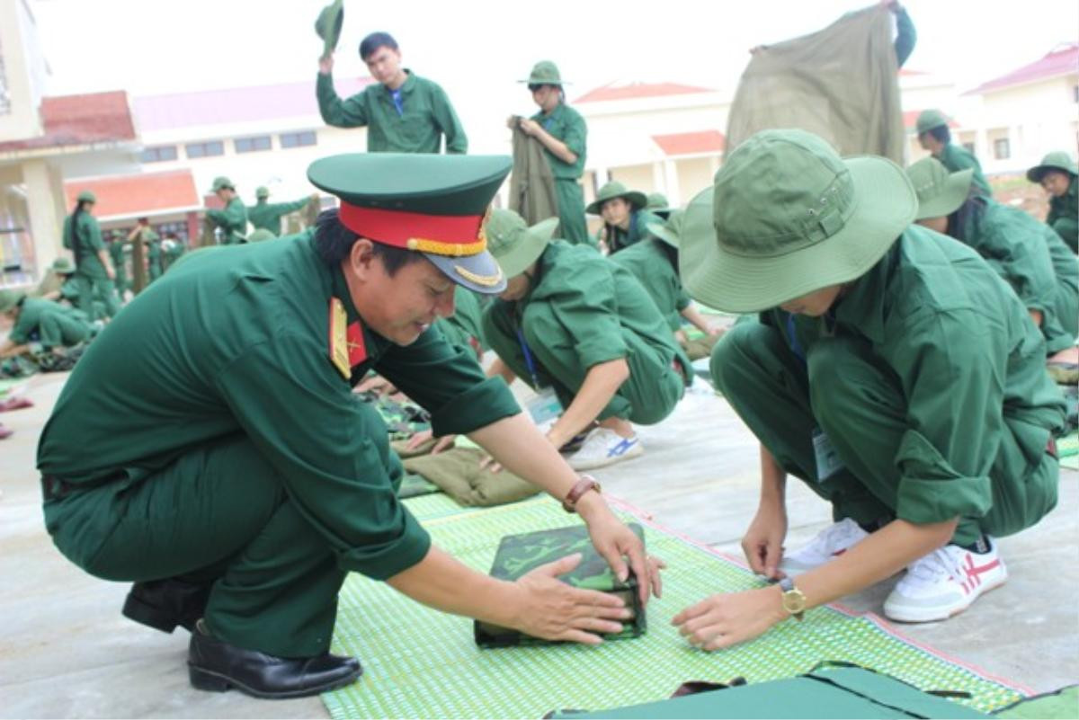 Tâm sự của phụ huynh có con ‘bị nhiễm virus quân sự’ làm dân tình ‘cười bò’ Ảnh 2