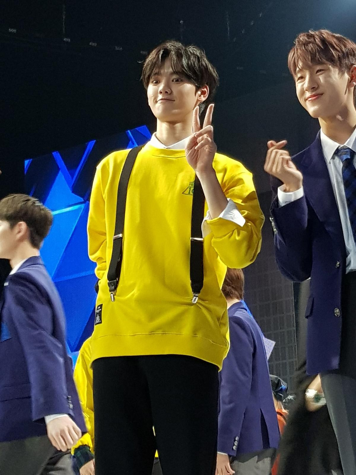 Cuối cùng thì fan cũng tìm ra thực tập sinh có vóc dáng tuyệt vời nhất trong chương trình 'Produce X 101' Ảnh 2