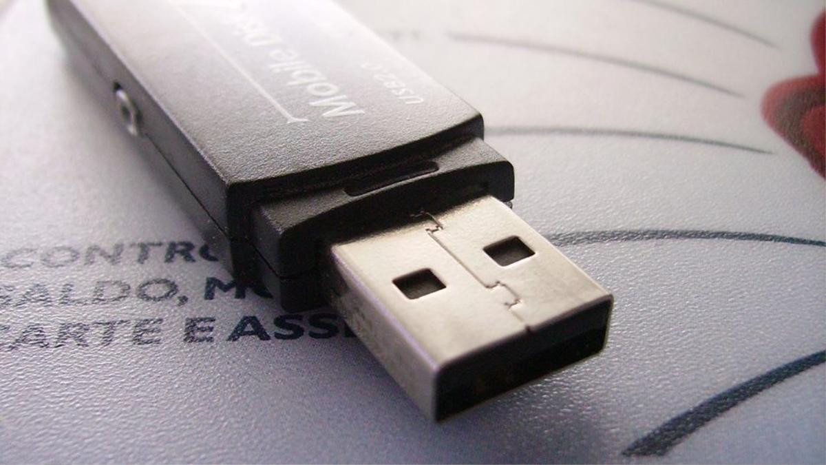 Cha đẻ USB hối hận về phát minh của mình với lý do bất ngờ Ảnh 1