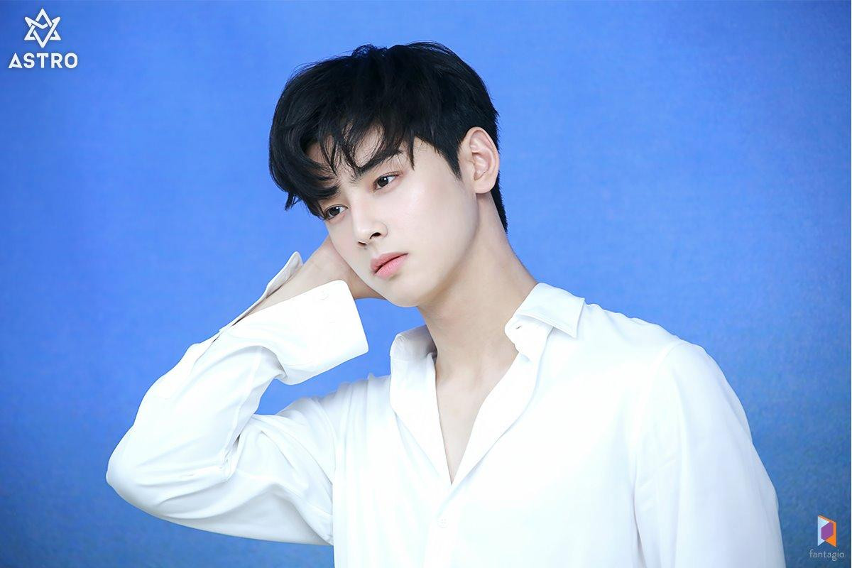 Hoàng tử Cha Eun Woo (ASTRO) quyến rũ, đẹp không góc chết trong ảnh quảng bá phim 'Rookie Historian Goo Hae Ryung' Ảnh 11