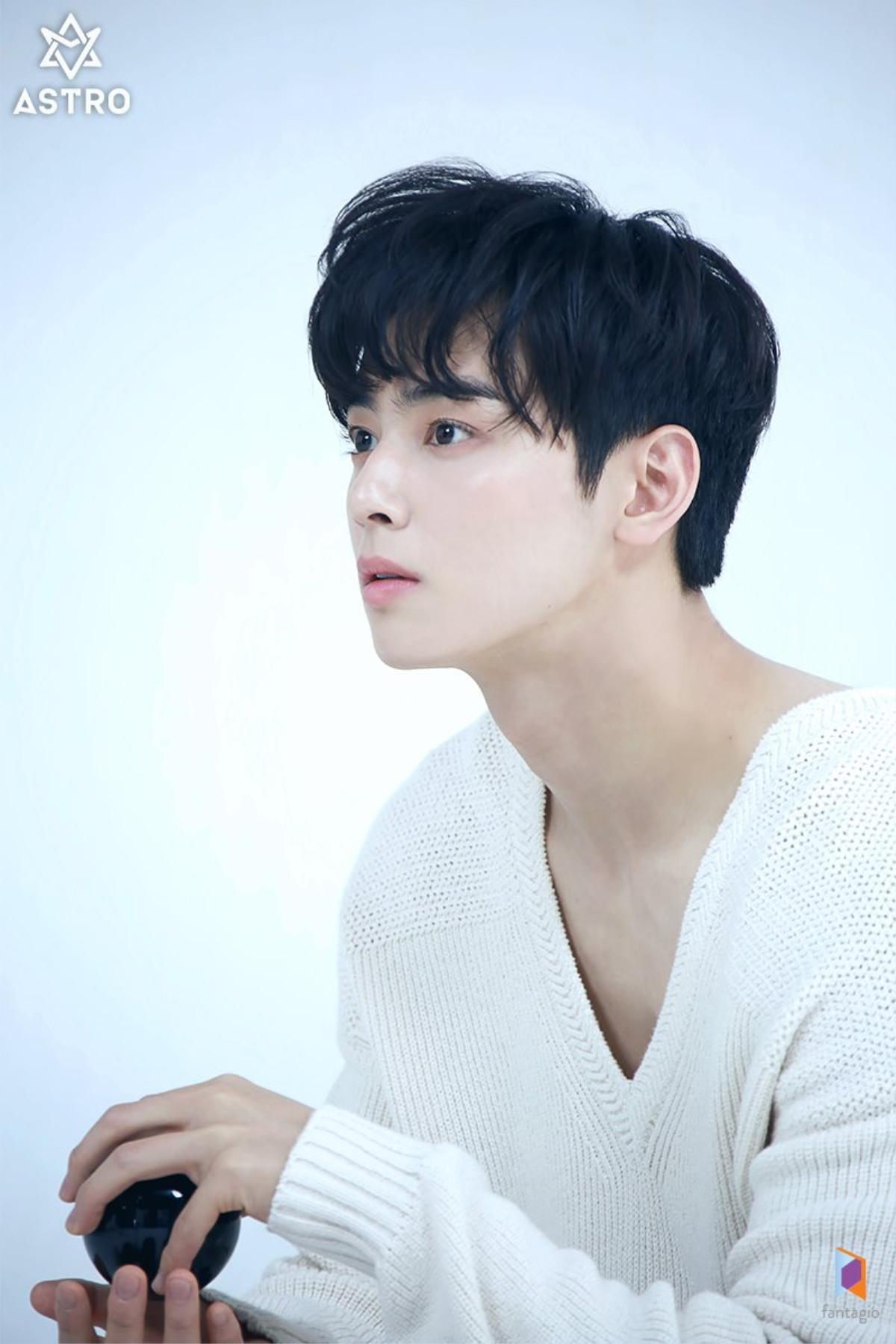 Hoàng tử Cha Eun Woo (ASTRO) quyến rũ, đẹp không góc chết trong ảnh quảng bá phim 'Rookie Historian Goo Hae Ryung' Ảnh 5