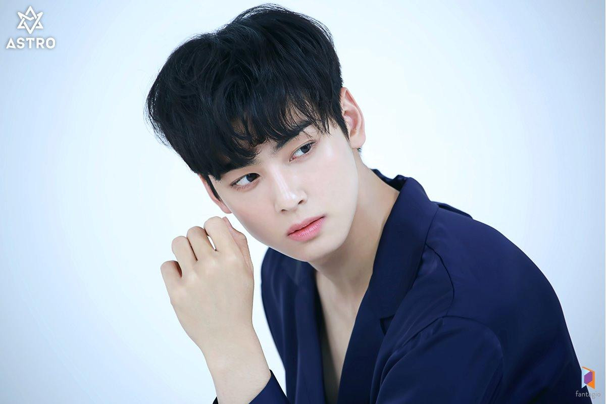 Hoàng tử Cha Eun Woo (ASTRO) quyến rũ, đẹp không góc chết trong ảnh quảng bá phim 'Rookie Historian Goo Hae Ryung' Ảnh 29