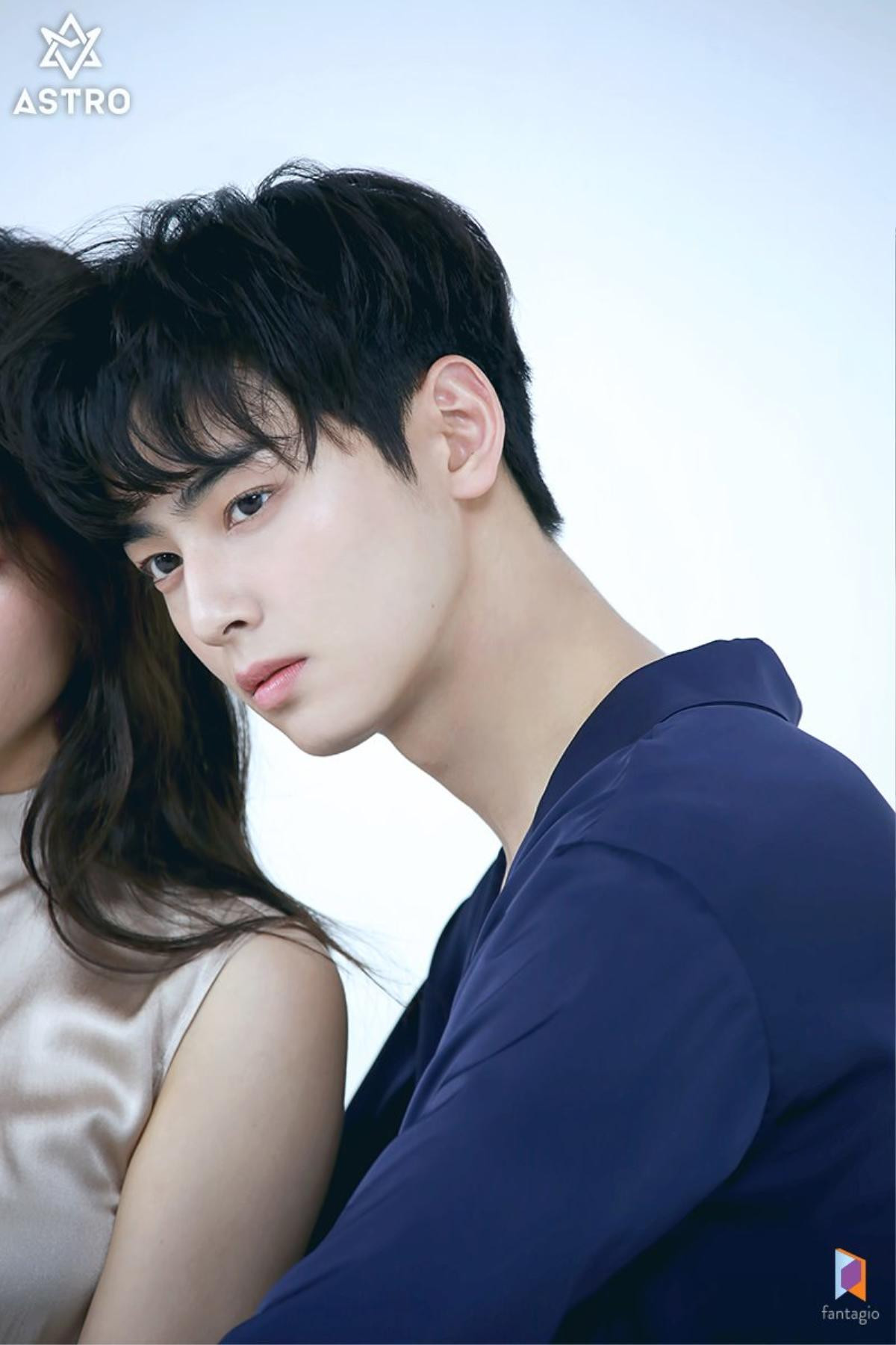 Hoàng tử Cha Eun Woo (ASTRO) quyến rũ, đẹp không góc chết trong ảnh quảng bá phim 'Rookie Historian Goo Hae Ryung' Ảnh 31