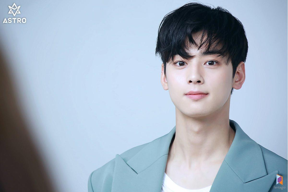 Hoàng tử Cha Eun Woo (ASTRO) quyến rũ, đẹp không góc chết trong ảnh quảng bá phim 'Rookie Historian Goo Hae Ryung' Ảnh 7