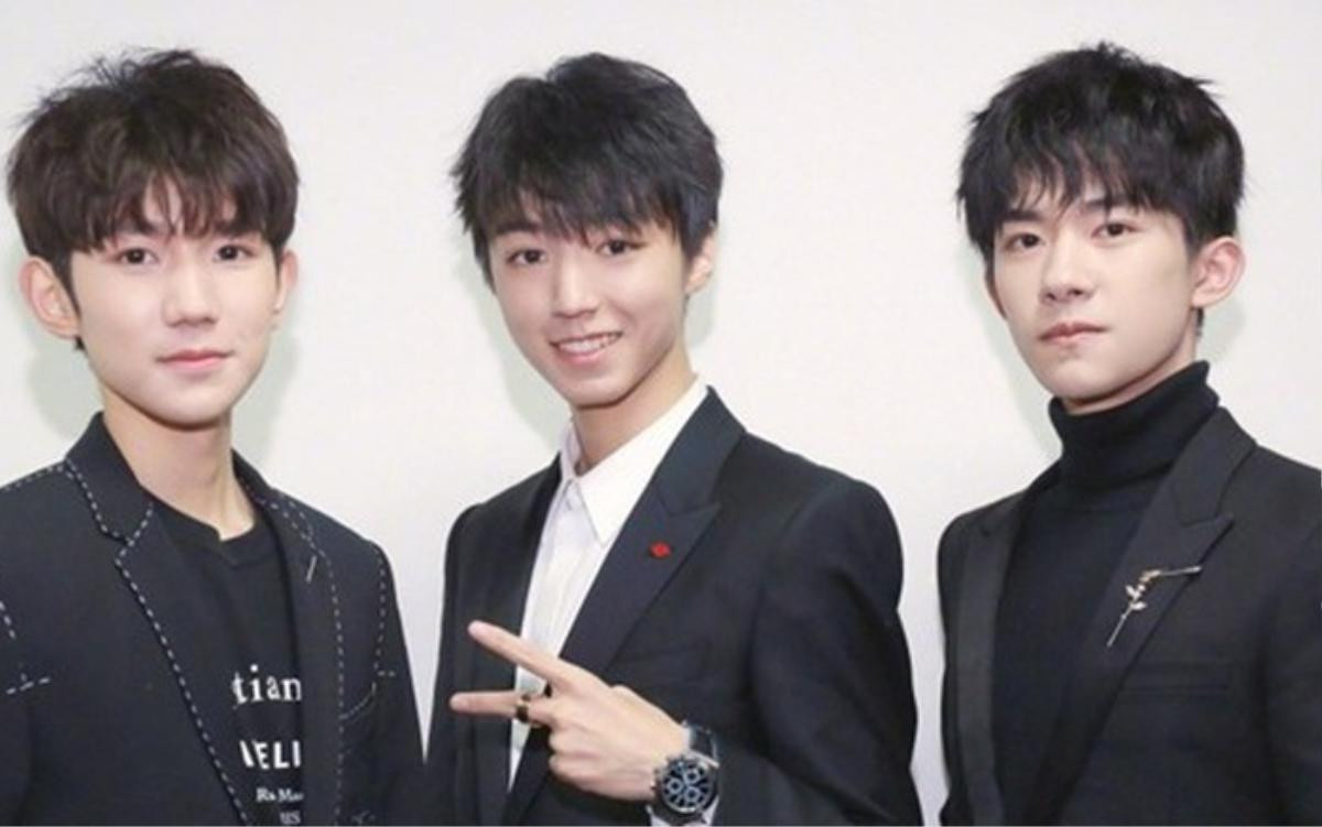 Mối quan hệ giữa những thành viên trong TFBoys như thế nào? Những bức ảnh sau đây sẽ cho bạn biết điều đó Ảnh 12