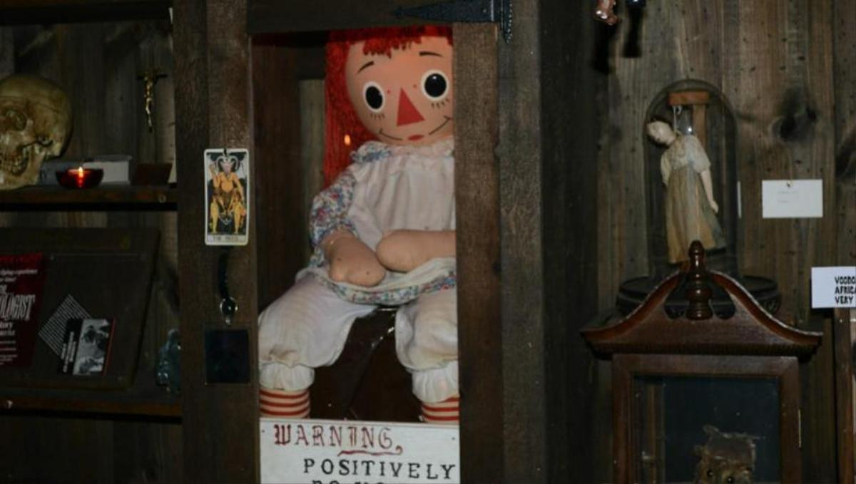 Bên cạnh Annabelle, còn có những búp bê ma quái 'khét tiếng' nào của điện ảnh Hollywood? Ảnh 2