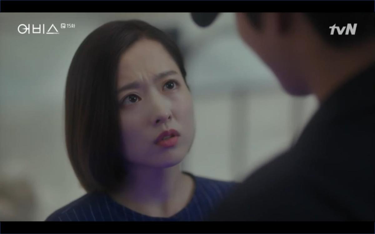 Phim 'Abyss' tập 15: Park Bo Young chủ động cầu hôn bạn trai, Ahn Hyo Seop lo lắng vì có nguy cơ chết thật sự Ảnh 55