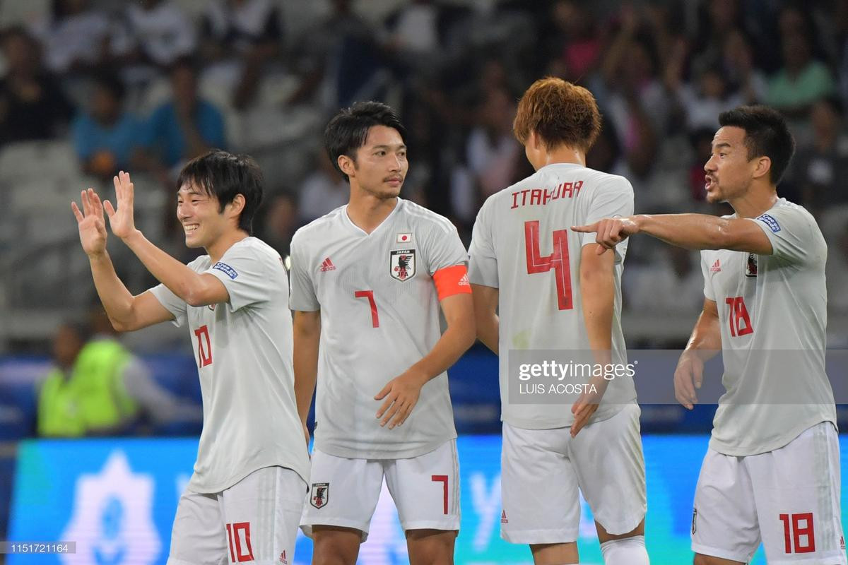 Bị loại khỏi Copa America, CĐV Nhật Bản vẫn để lại ấn tượng bởi hành động cực đẹp này Ảnh 1