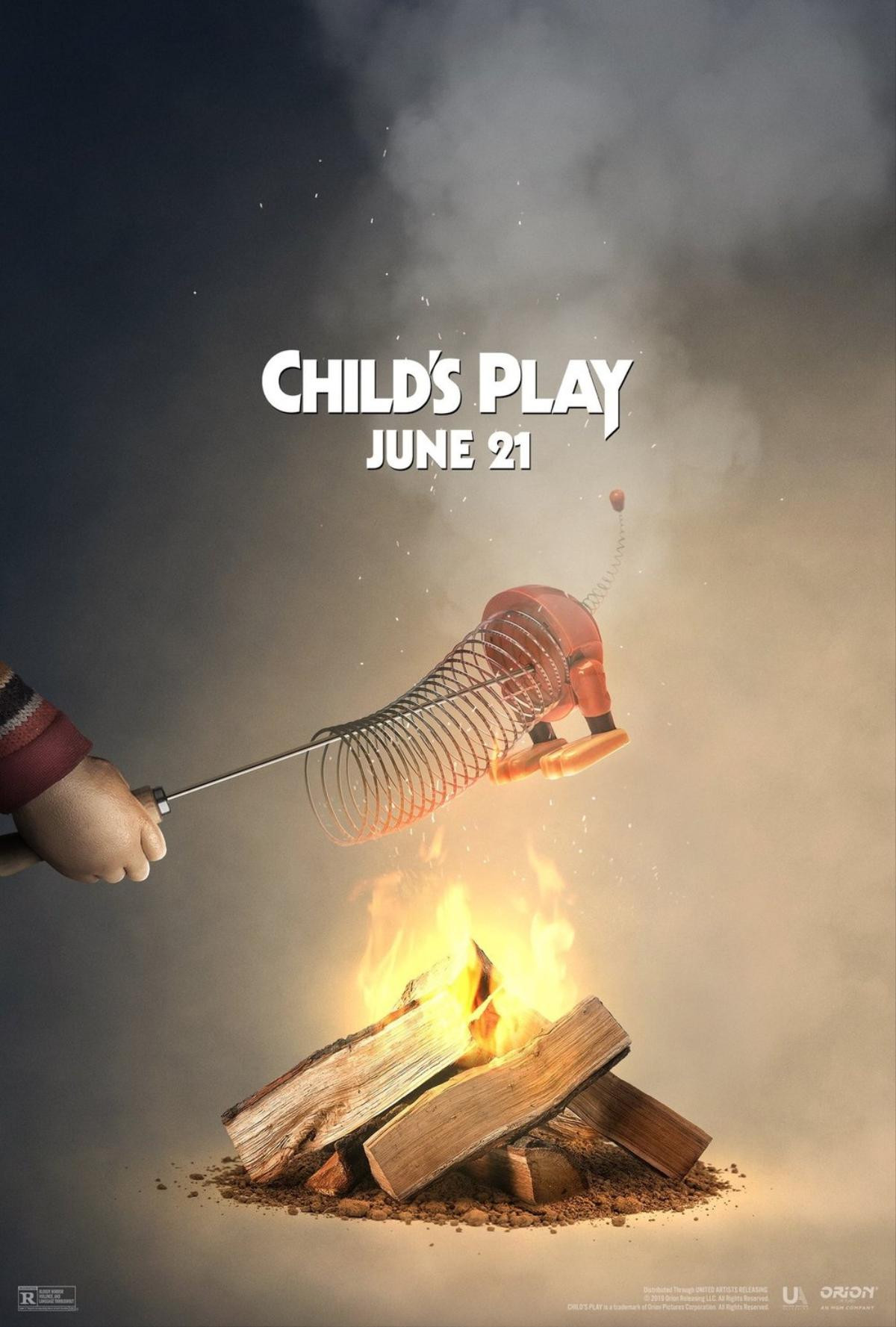 Child's Play tung poster chặt đầu Annabelle Ảnh 5