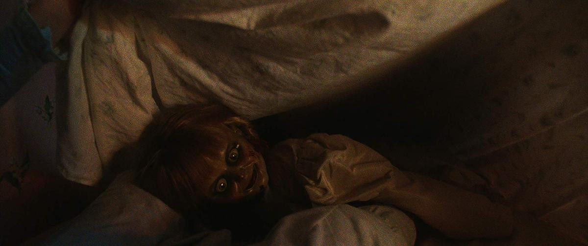 'Annabelle Comes Home': Nồi lẩu thập cẩm đến từ Vũ trụ The Conjuring Ảnh 9