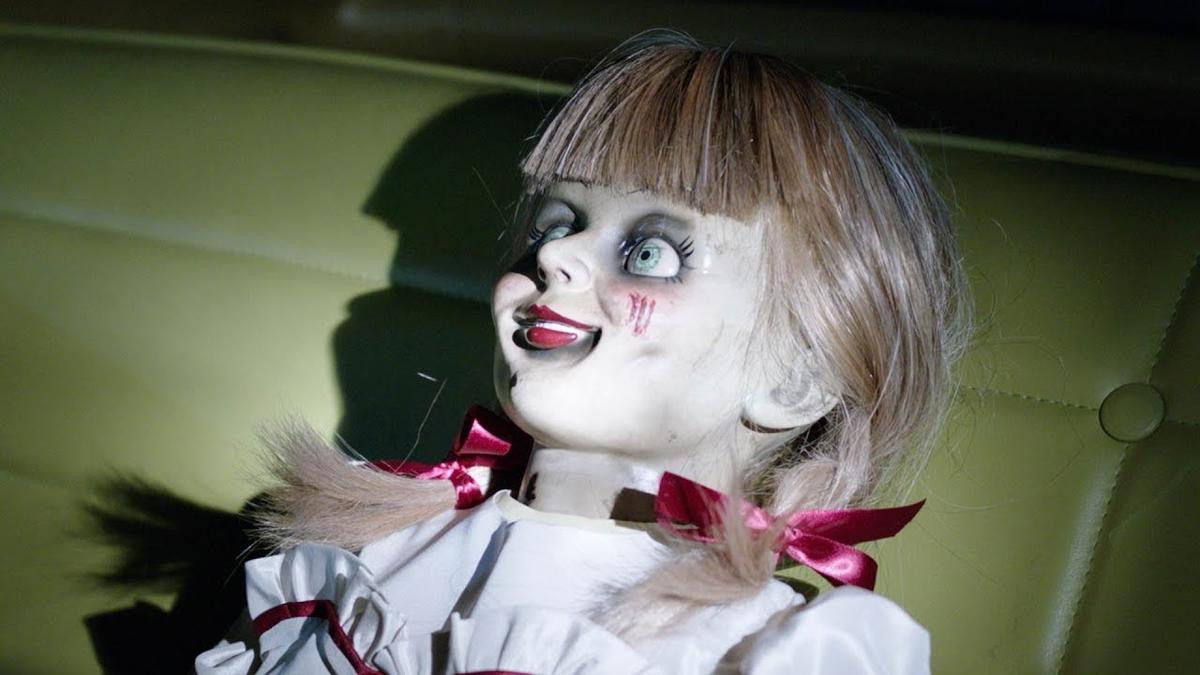 'Annabelle Comes Home': Nồi lẩu thập cẩm đến từ Vũ trụ The Conjuring Ảnh 3