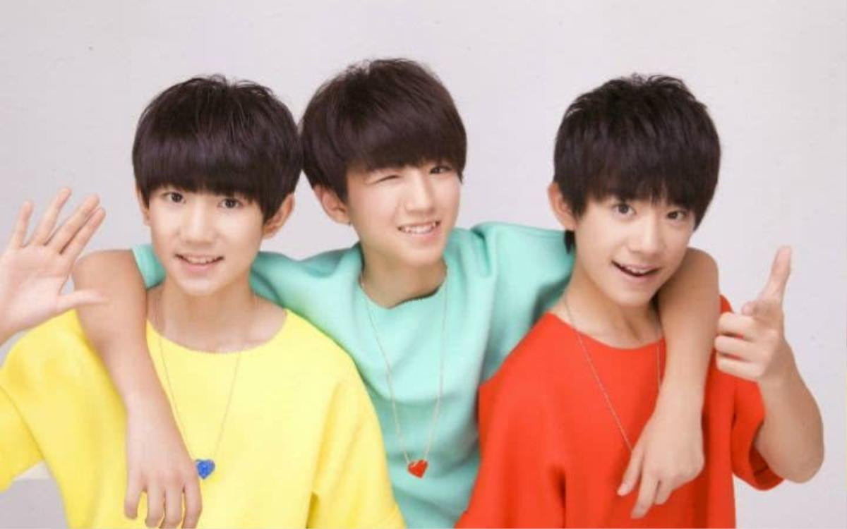 Tình trạng TFBoys hiện tại: Vương Nguyên hút thuốc, phim của Dịch Dương Thiên Tỉ bị đình chiếu, Vương Tuấn Khải bị thương Ảnh 1