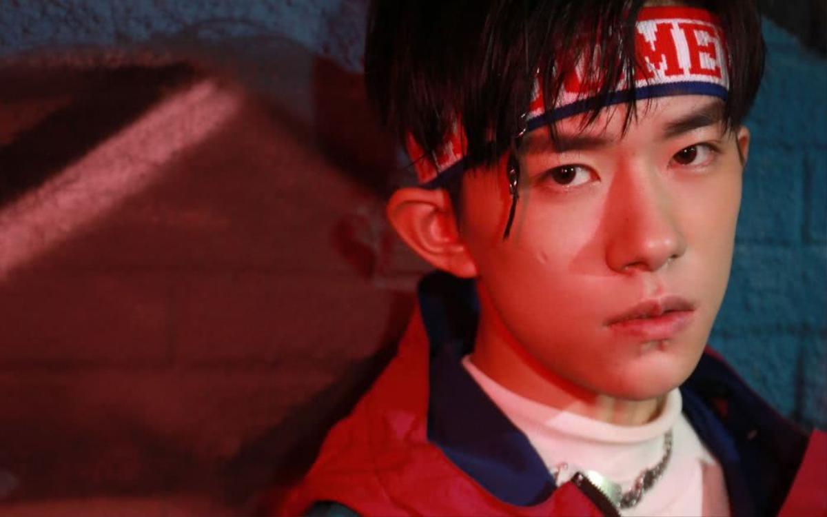 Tình trạng TFBoys hiện tại: Vương Nguyên hút thuốc, phim của Dịch Dương Thiên Tỉ bị đình chiếu, Vương Tuấn Khải bị thương Ảnh 7