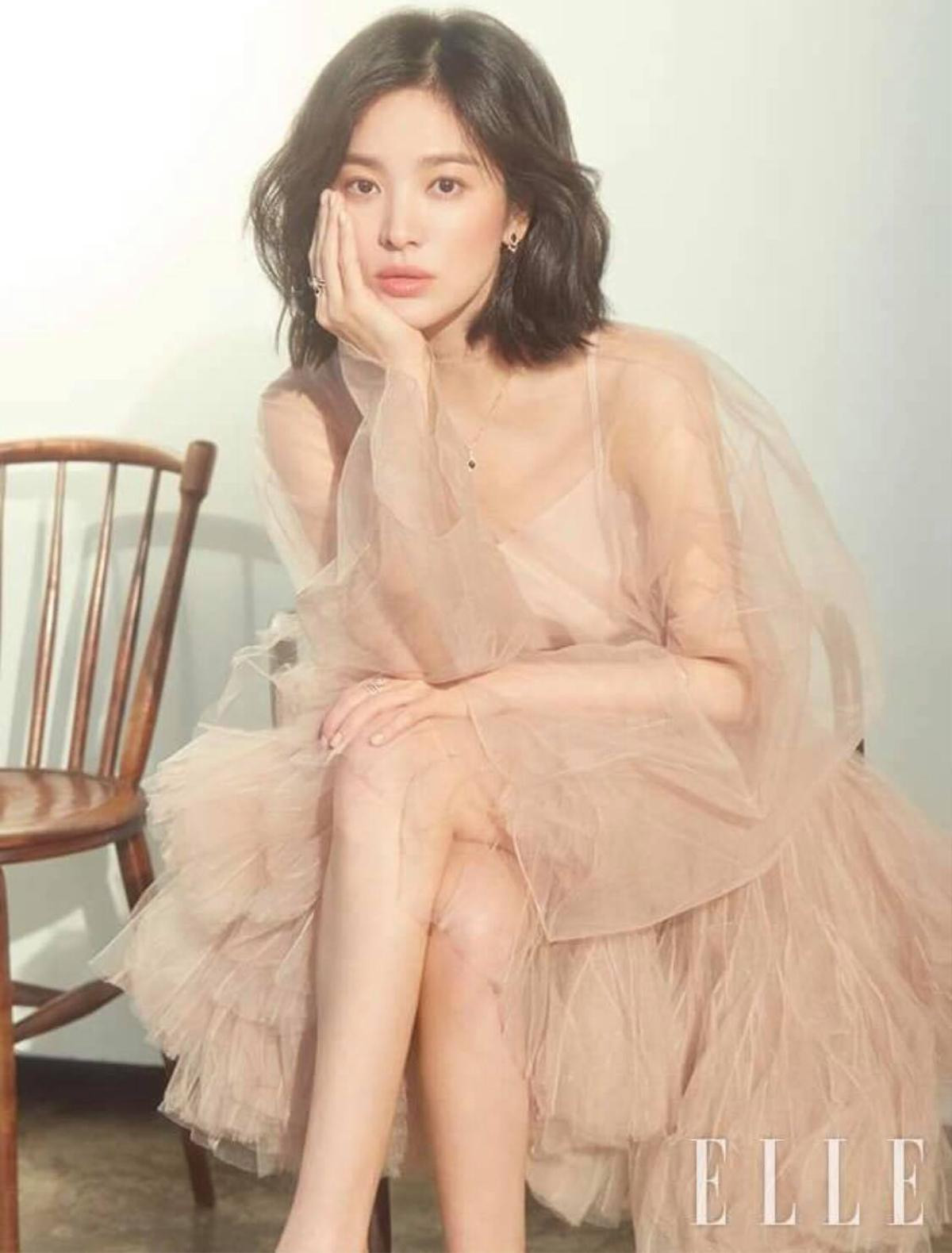 Diễm My 9x đụng hàng Song Hye Kyo trong chiếc váy Dior bồng bềnh ngọt lịm tim Ảnh 5